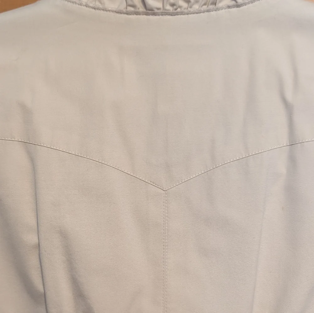 Banana Republic Off-White Blazer with Ruffle Trim, Medium - Picture 3 of 4